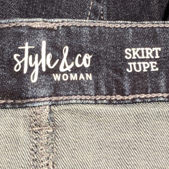 2/$20 Style & Co dark blue denim jeans skirt 20W - Picture 3 of 5
